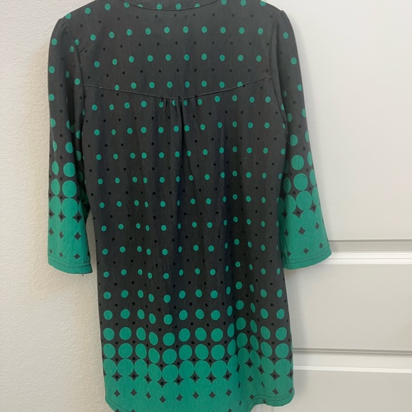 NWT - Small charcoal and green tunic - Picture 4 of 5